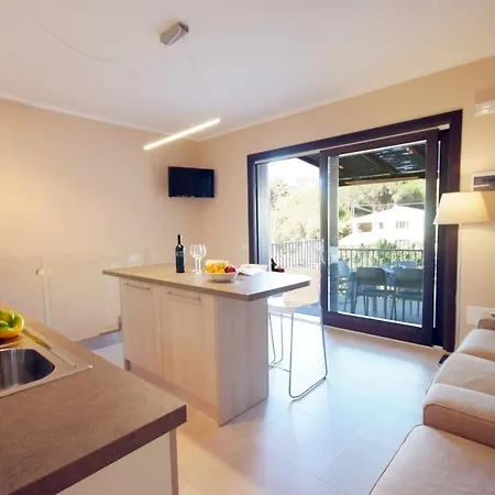 Appartamenti Procchio *