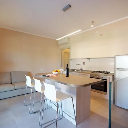 Appartamenti Procchio Apartman *