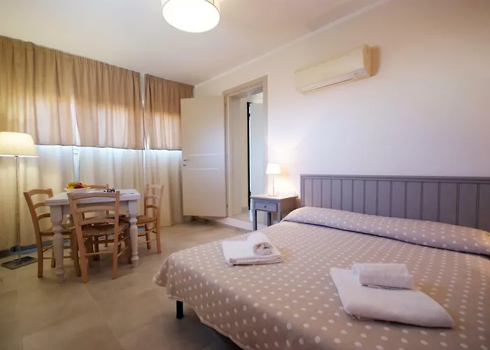 Appartamenti Procchio