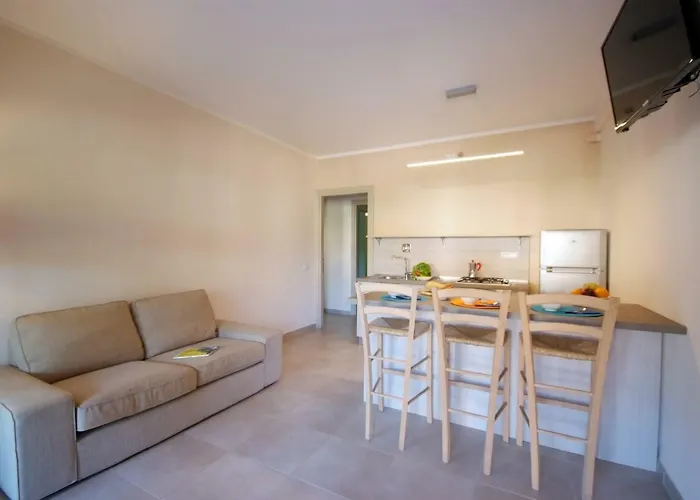 Appartamenti Procchio